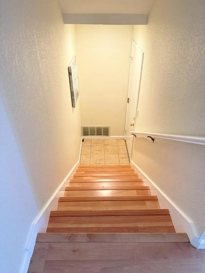 881 Boardwalk Place Redwood City, CA 94065