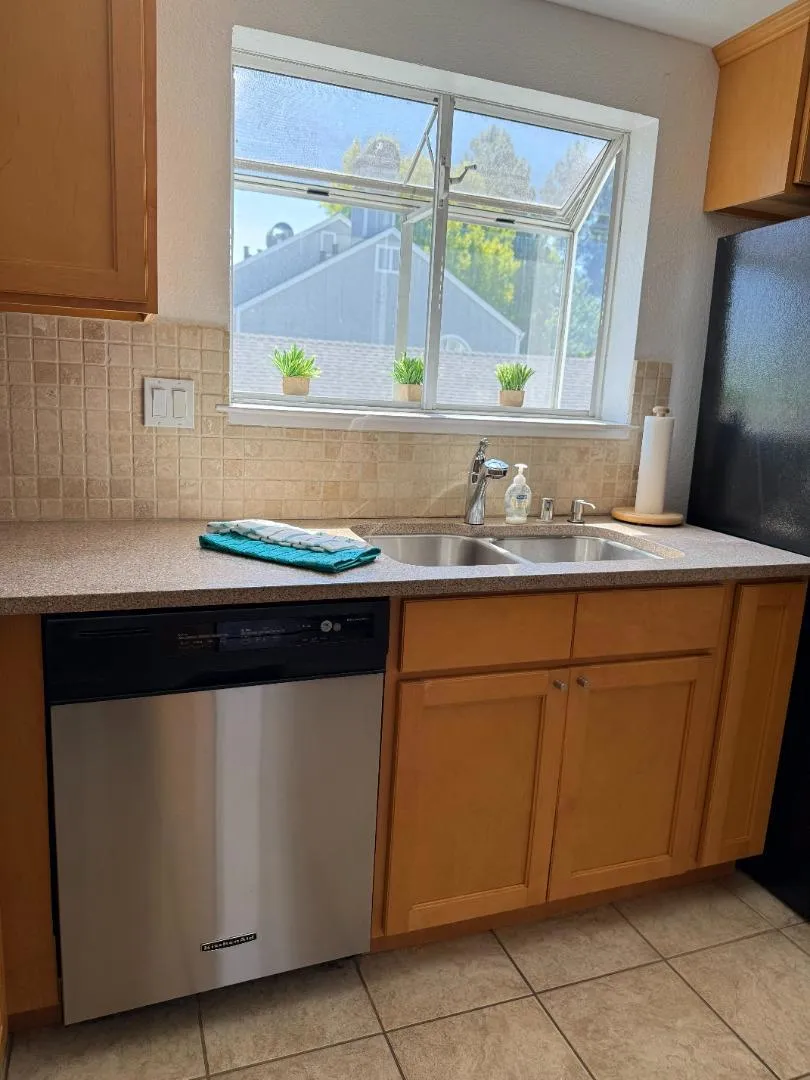 881 Boardwalk Place Redwood City, CA 94065
