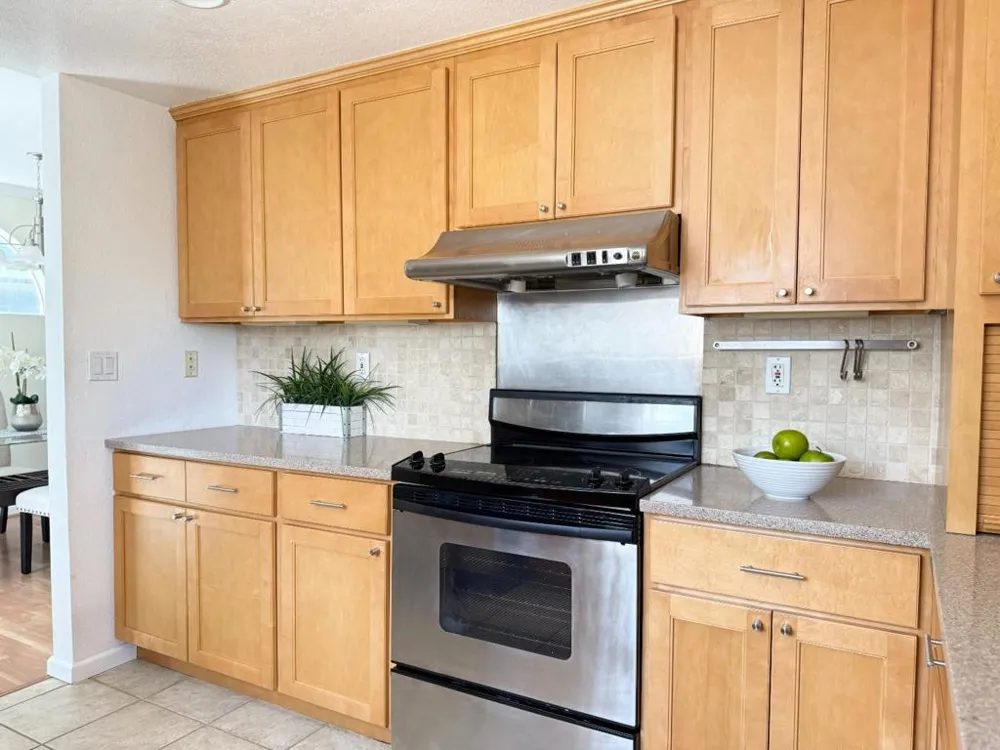 881 Boardwalk Place Redwood City, CA 94065