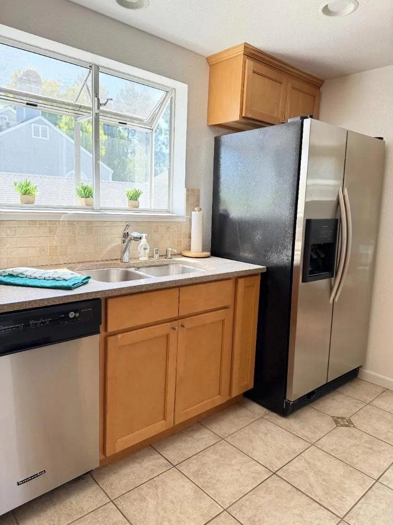 881 Boardwalk Place Redwood City, CA 94065