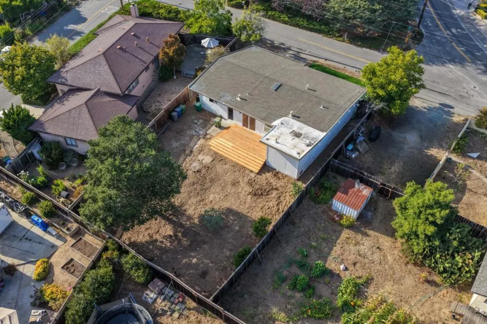 86 Blake Avenue Corralitos, CA 95076