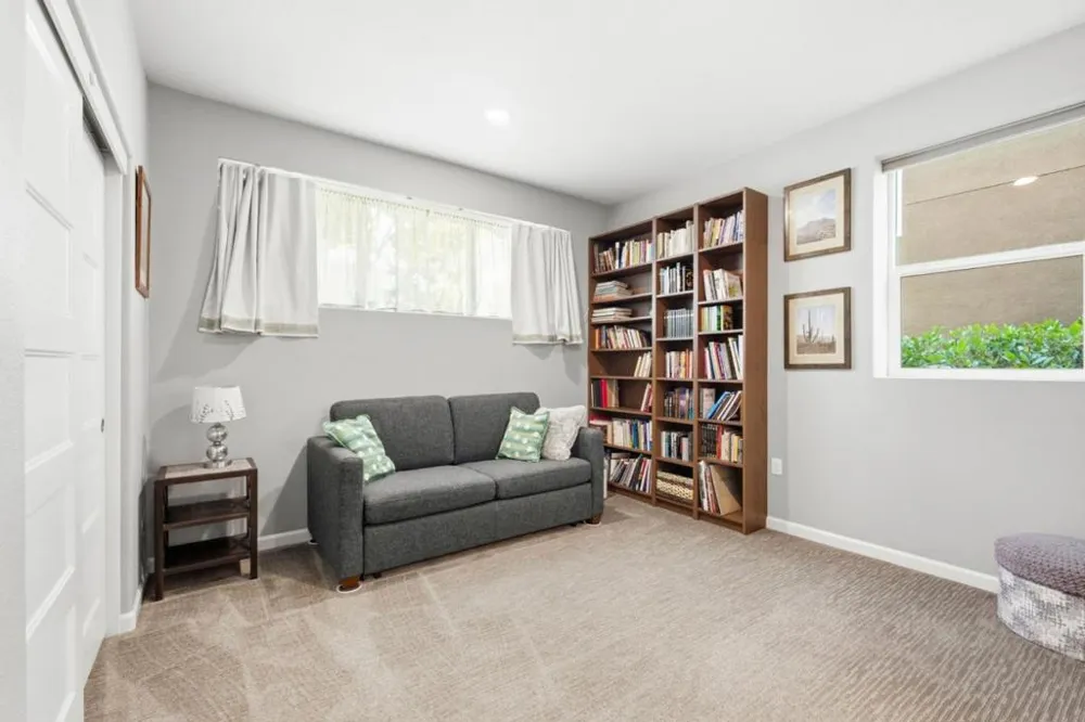 132 Llano De Los Robles Avenue San Jose, CA 95136
