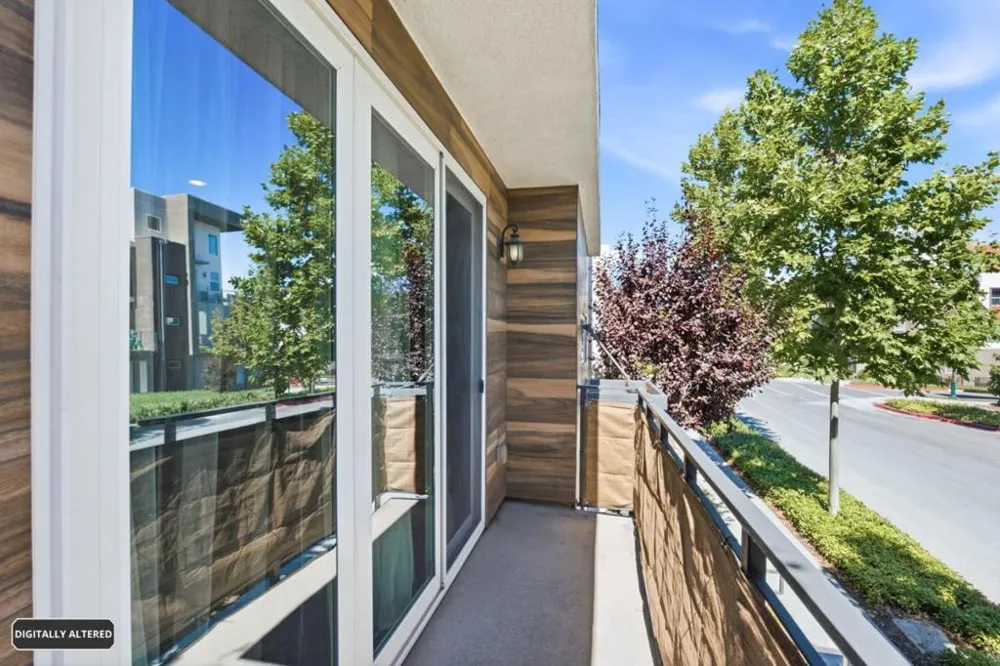 132 Llano De Los Robles Avenue San Jose, CA 95136