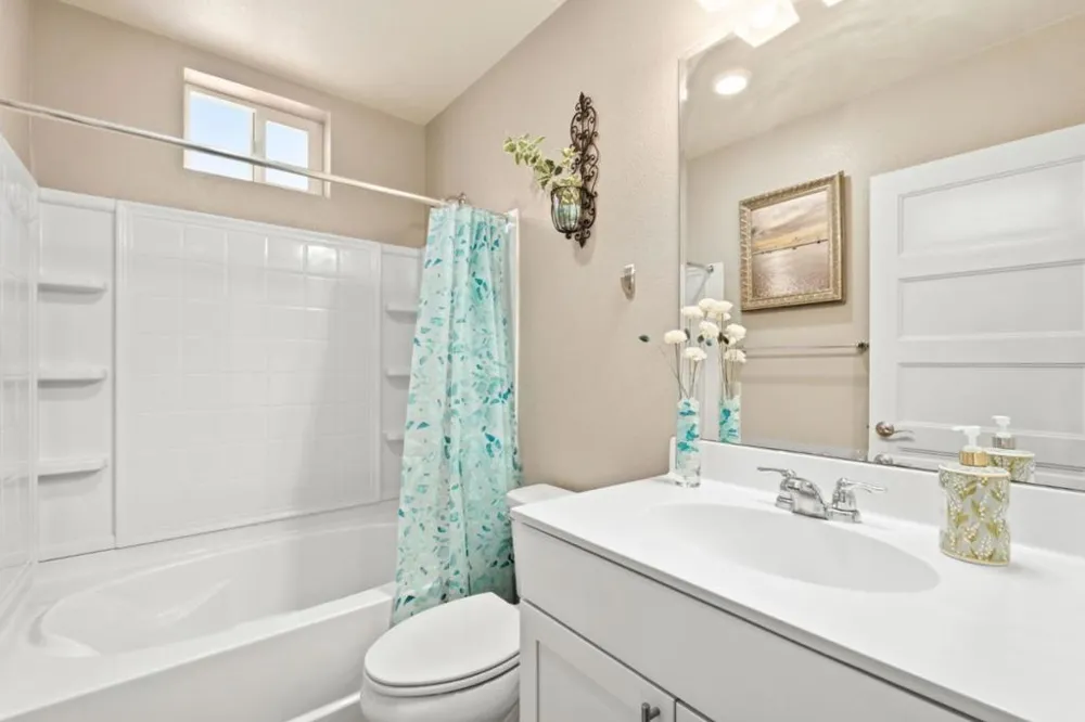 132 Llano De Los Robles Avenue San Jose, CA 95136