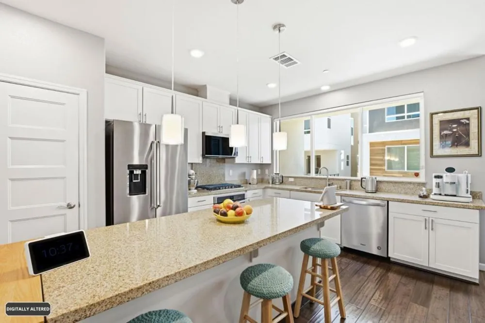 132 Llano De Los Robles Avenue San Jose, CA 95136