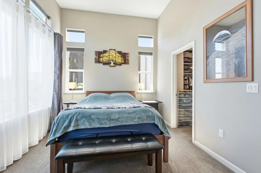 132 Llano De Los Robles Avenue San Jose, CA 95136