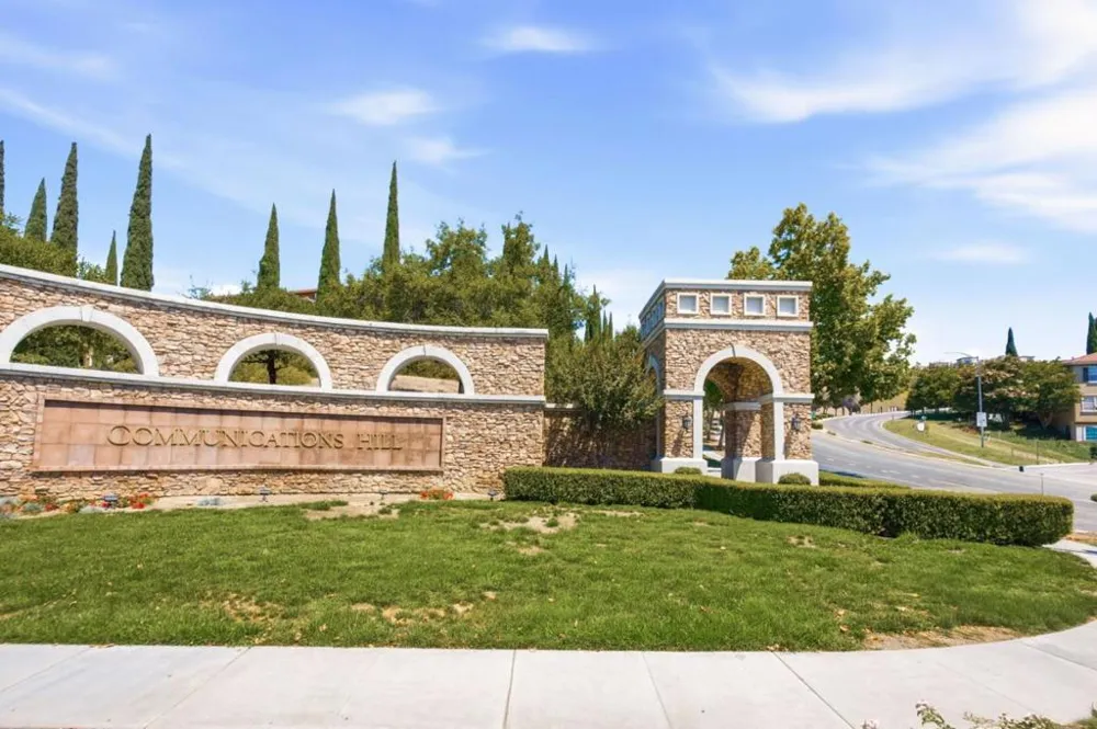 132 Llano De Los Robles Avenue San Jose, CA 95136