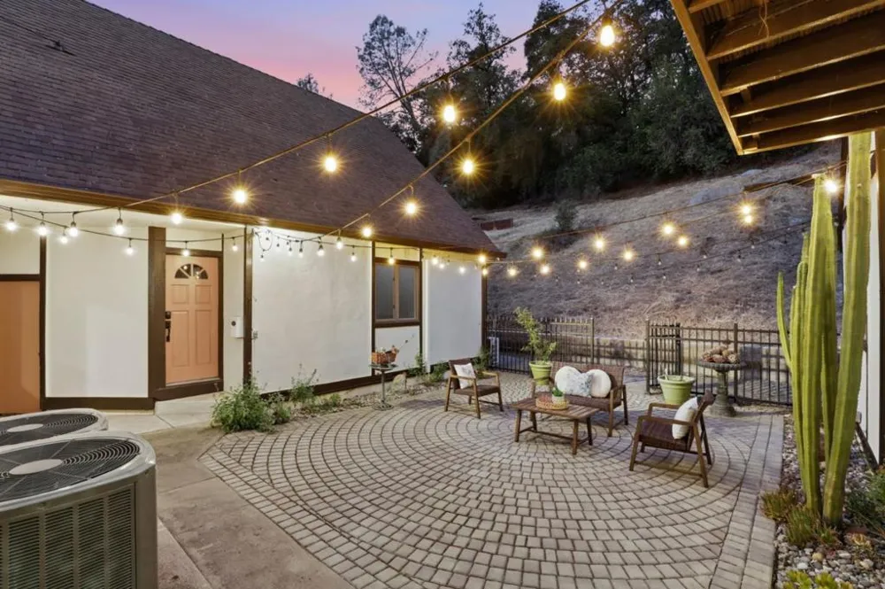 16955 Uvas Road Morgan Hill, CA 95037