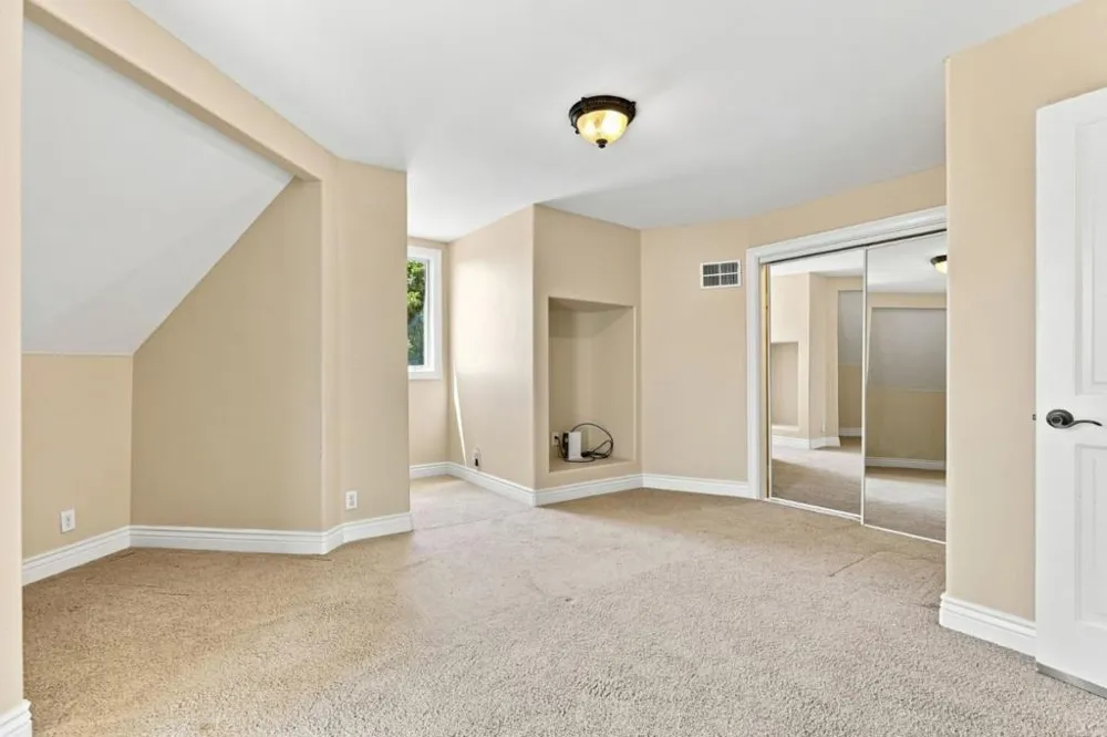 16955 Uvas Road Morgan Hill, CA 95037