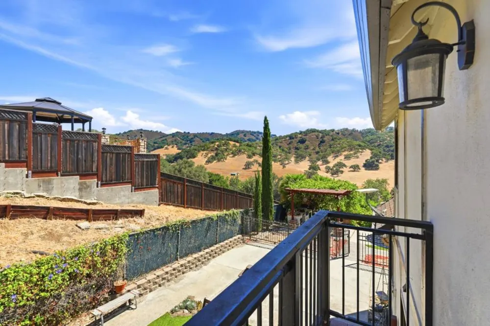 16955 Uvas Road Morgan Hill, CA 95037