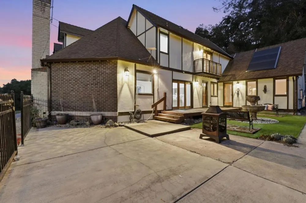 16955 Uvas Road Morgan Hill, CA 95037