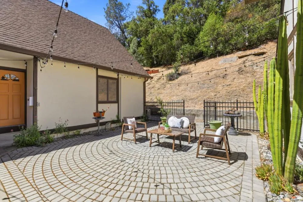 16955 Uvas Road Morgan Hill, CA 95037