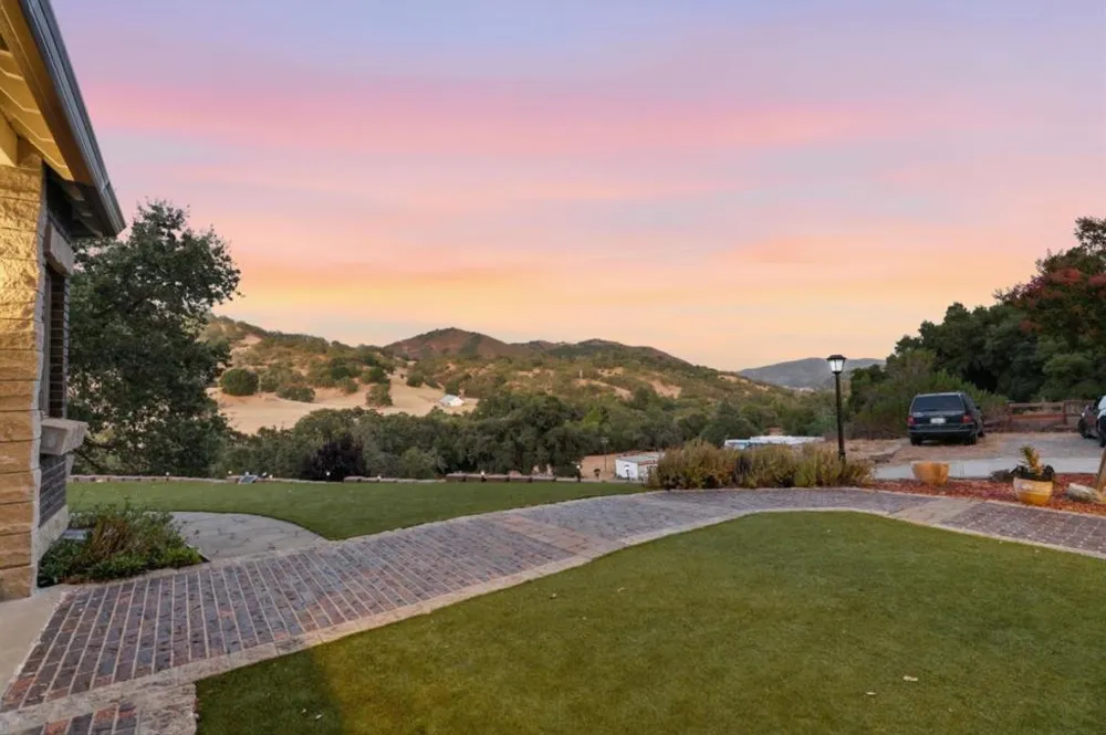 16955 Uvas Road Morgan Hill, CA 95037