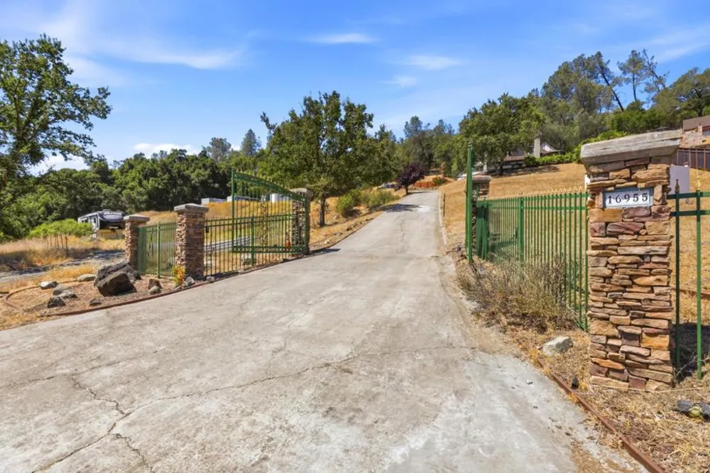 16955 Uvas Road Morgan Hill, CA 95037