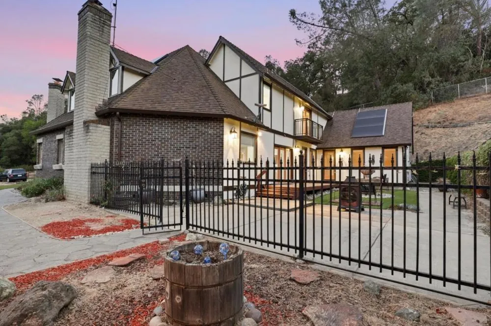 16955 Uvas Road Morgan Hill, CA 95037
