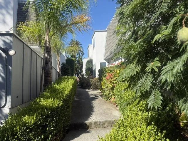 786 Arguello Street #108 Redwood City, CA 94063