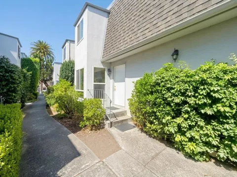 786 Arguello Street #108