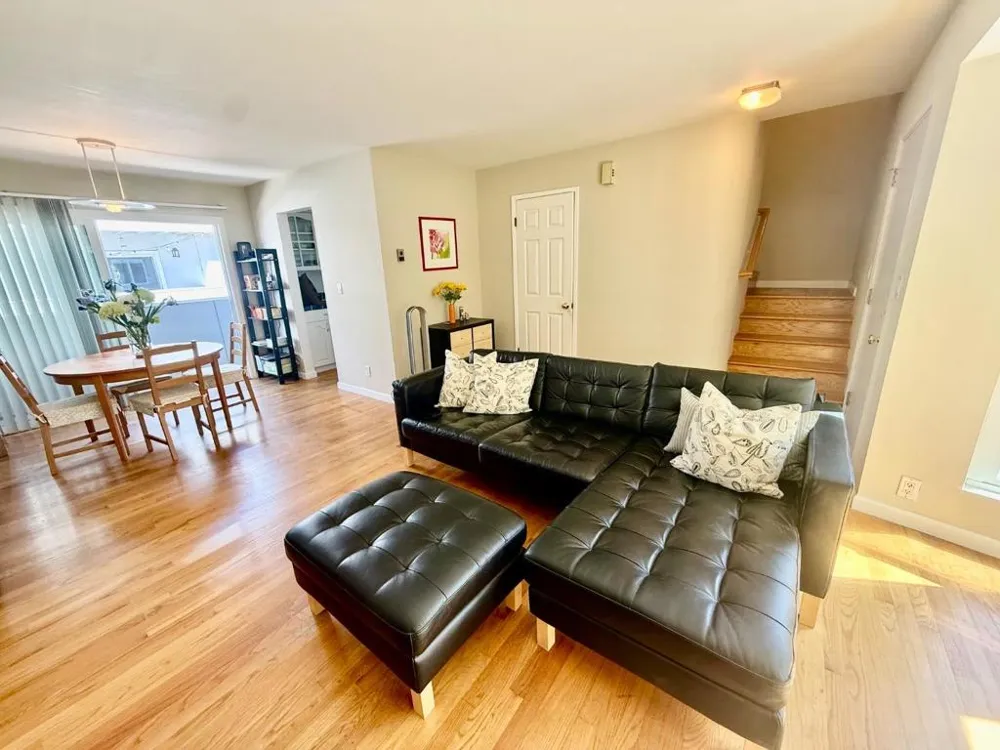 786 Arguello Street #108 Redwood City, CA 94063