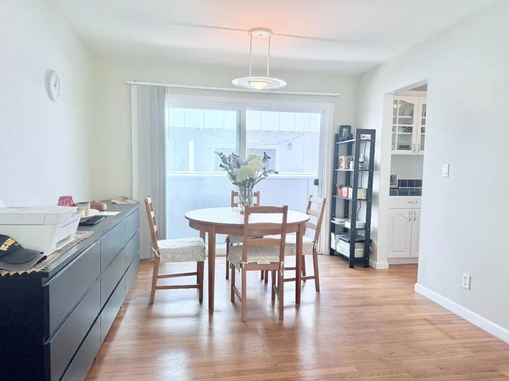 786 Arguello Street #108 Redwood City, CA 94063