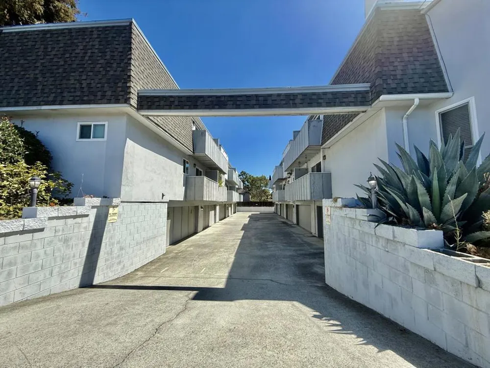 786 Arguello Street #108 Redwood City, CA 94063