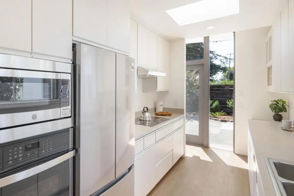 290 W Charleston Road Palo Alto, CA 94306