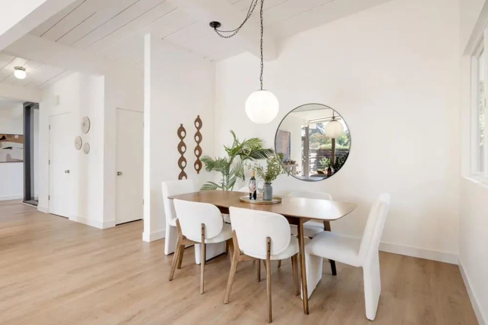 290 W Charleston Road Palo Alto, CA 94306