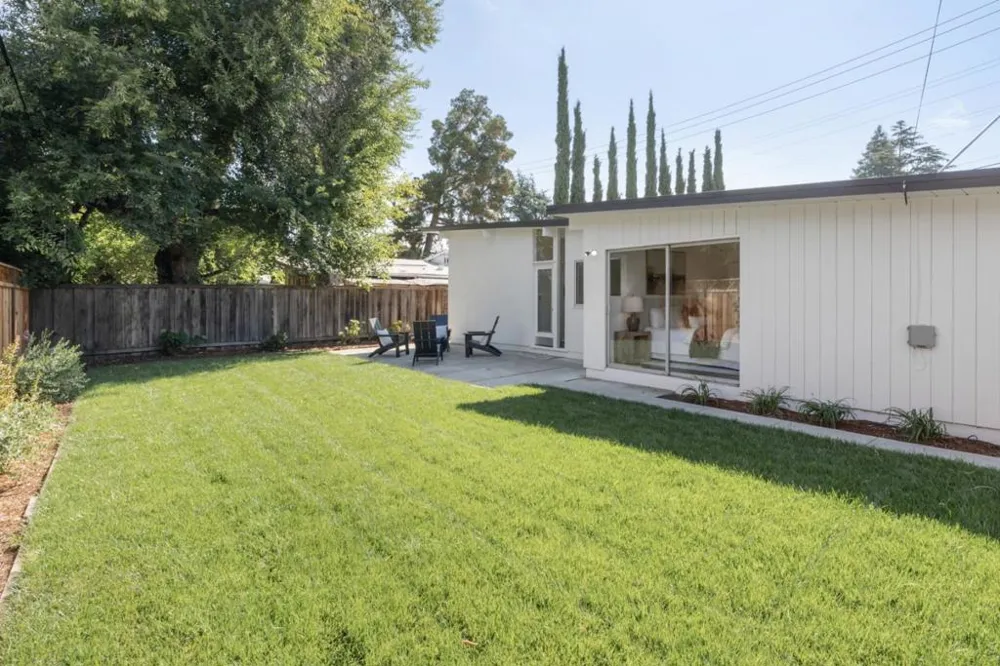 290 W Charleston Road Palo Alto, CA 94306
