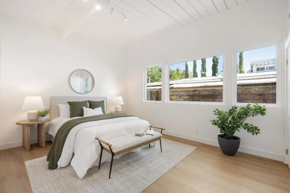 290 W Charleston Road Palo Alto, CA 94306
