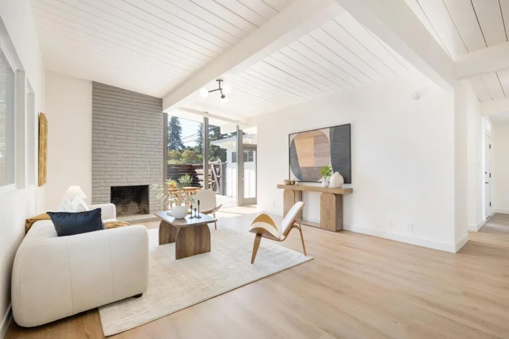 290 W Charleston Road Palo Alto, CA 94306