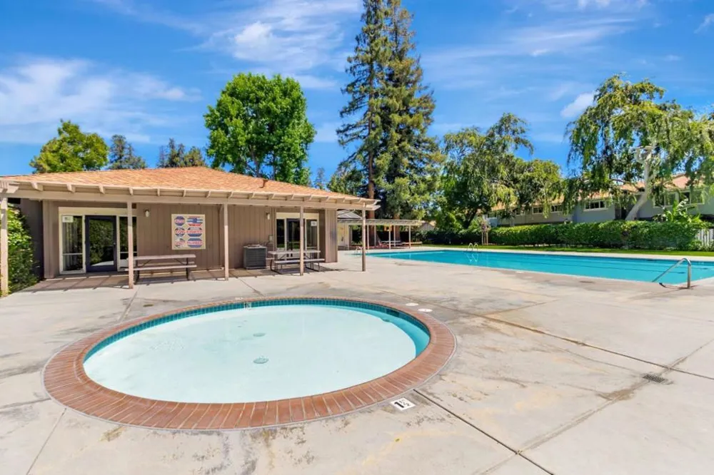 4882 Cherrythorne Lane San Jose, CA 95129