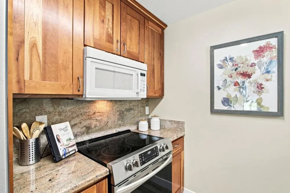 4882 Cherrythorne Lane San Jose, CA 95129