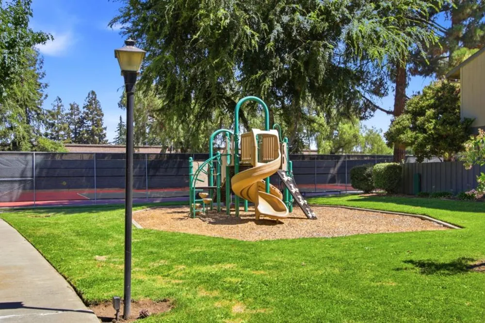 4882 Cherrythorne Lane San Jose, CA 95129