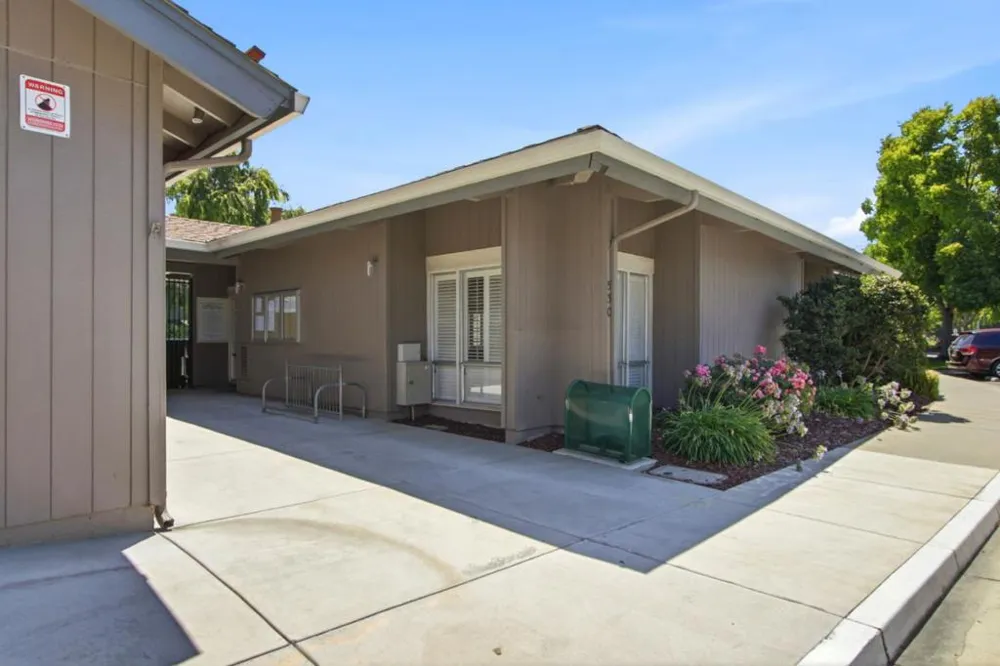 4882 Cherrythorne Lane San Jose, CA 95129