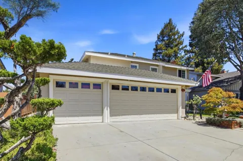 225 Prague Drive