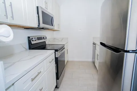 2200 Agnew Road #318