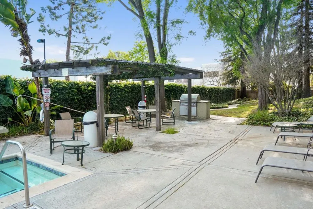 2200 Agnew Road #318 Santa Clara, CA 95054