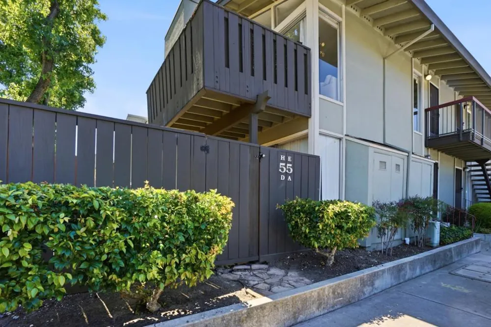 55 Massolo Drive #H Pleasant Hill, CA 94523
