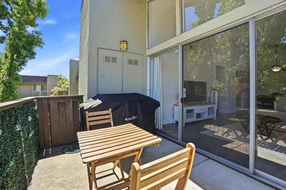 55 Massolo Drive #H Pleasant Hill, CA 94523
