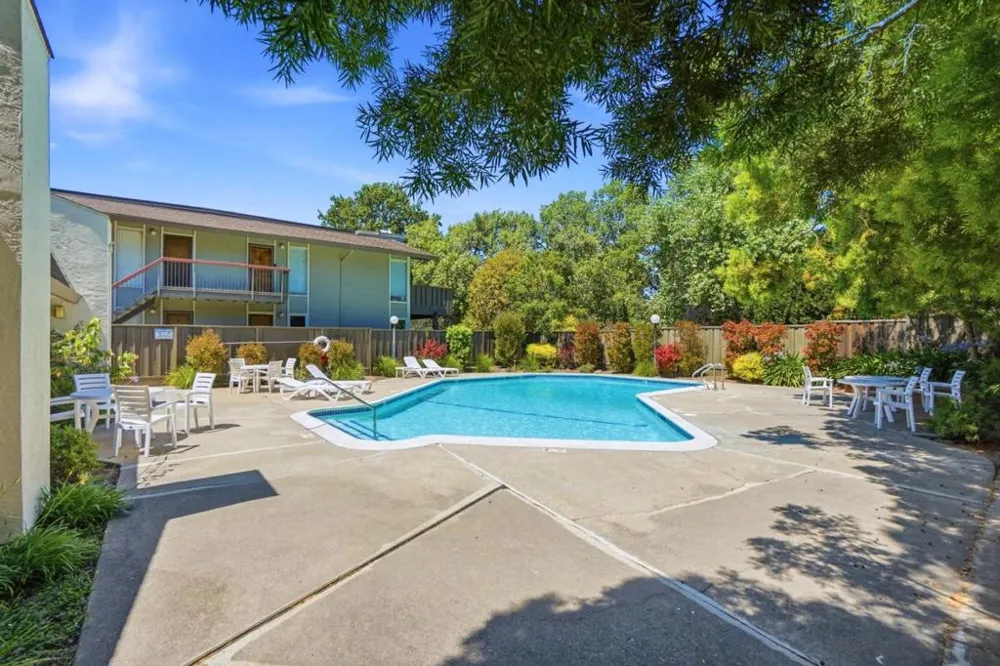 55 Massolo Drive #H Pleasant Hill, CA 94523