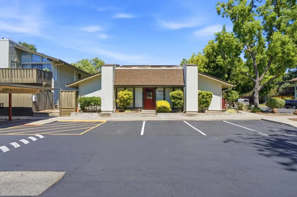 55 Massolo Drive #H Pleasant Hill, CA 94523