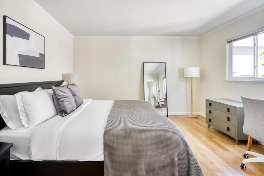 837 Cowper Street Palo Alto, CA 94301