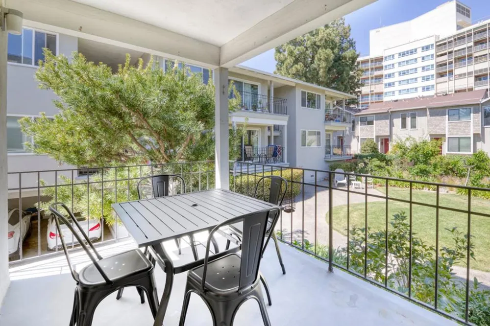 837 Cowper Street Palo Alto, CA 94301