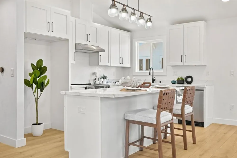 882 S Almaden Avenue #2 San Jose, CA 95110
