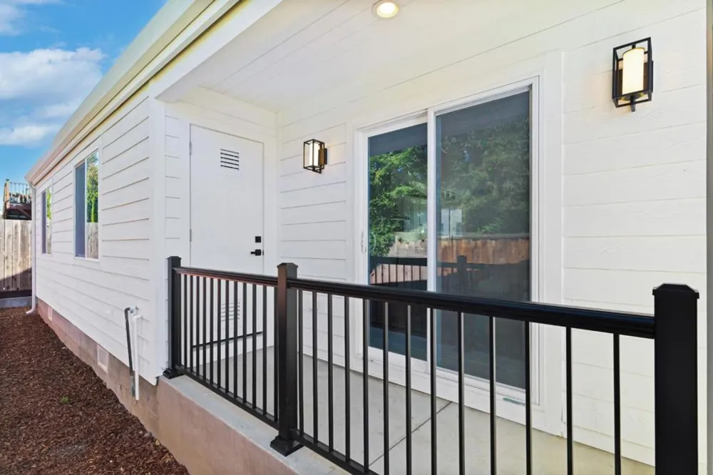 882 S Almaden Avenue #2 San Jose, CA 95110
