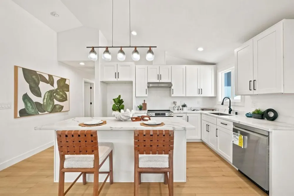 882 S Almaden Avenue #2 San Jose, CA 95110