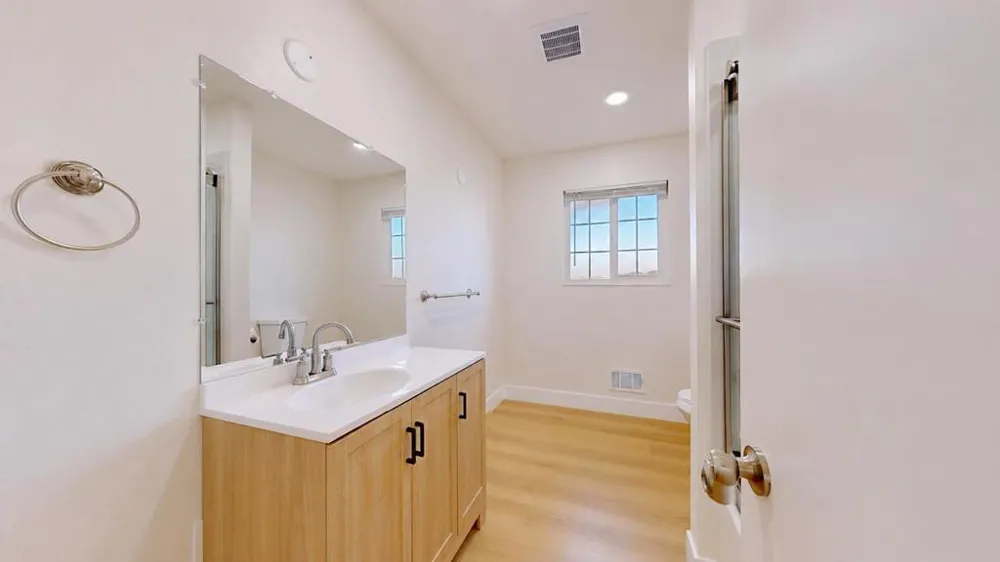 100 Pedras Road Turlock, CA 95382