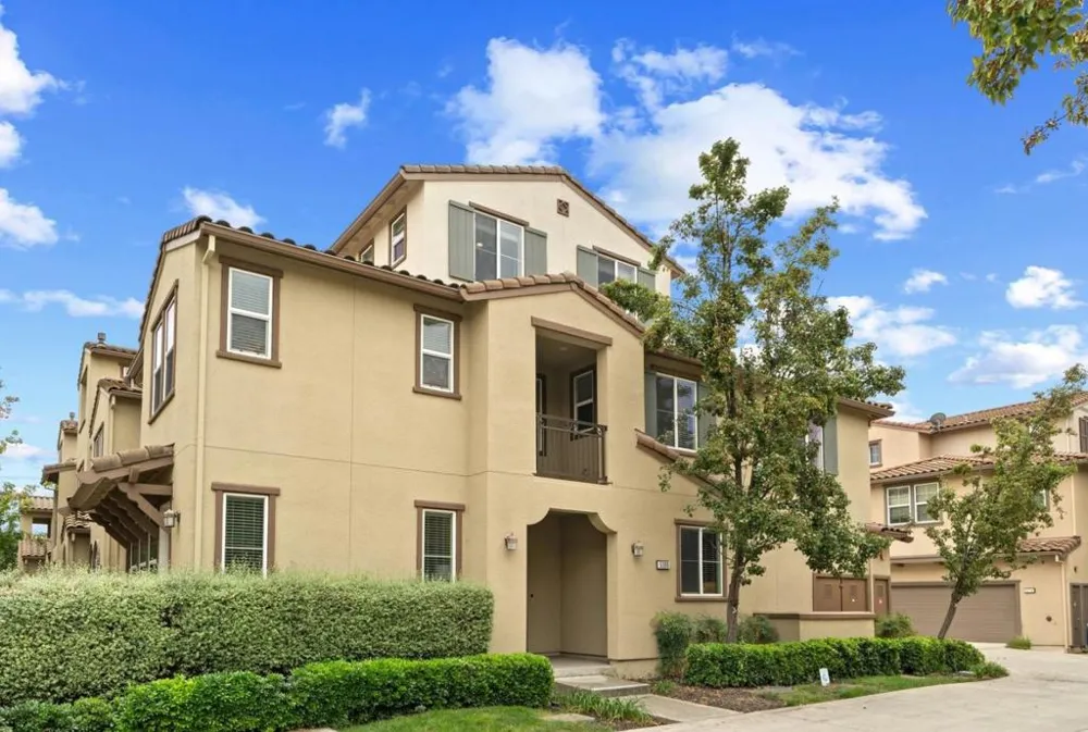 5300 Fioli Loop San Ramon, CA 94582