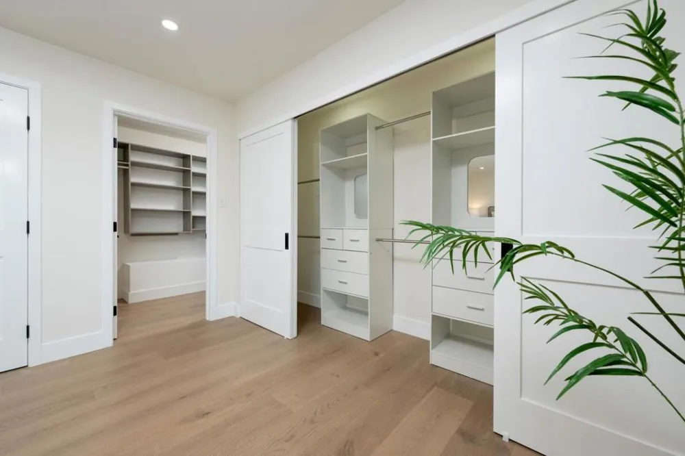 351 Rolling Hills Avenue San Mateo, CA 94403