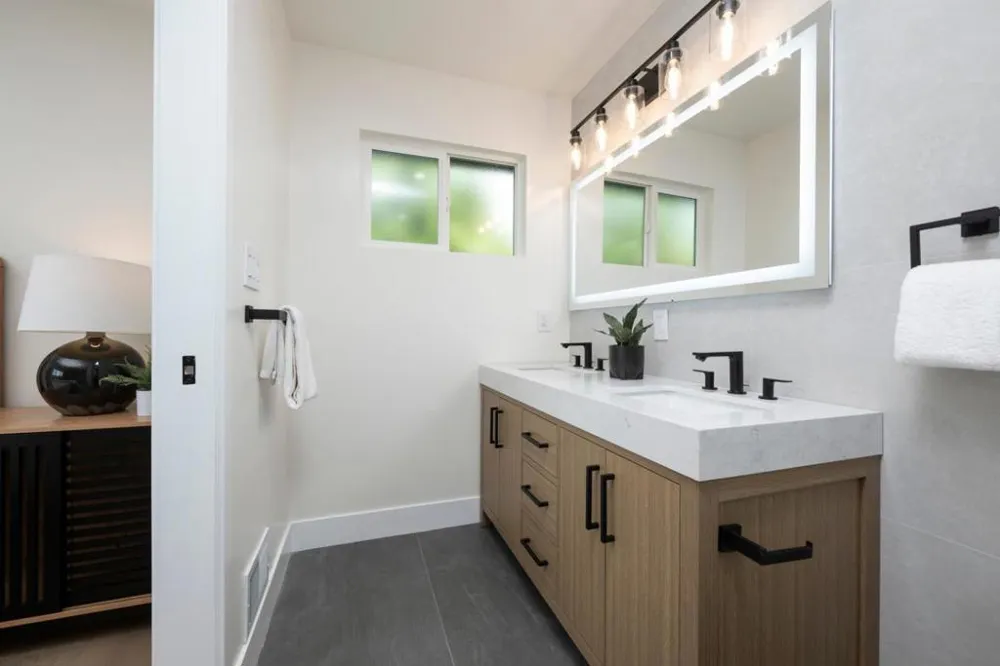 351 Rolling Hills Avenue San Mateo, CA 94403