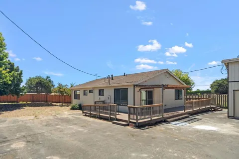 18 Hawthorne Avenue